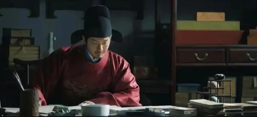 《藏海传》热度破3亿！庄之甫熬夜对账，戳中多少财务低效加班痛点